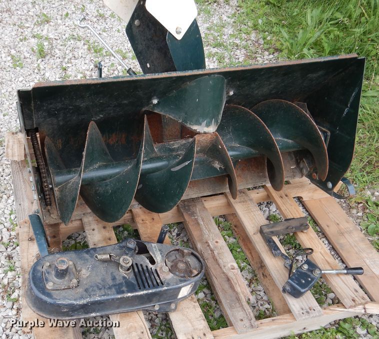 image for item GL9743 Bolens Iseki G152  tractor