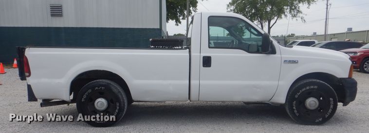 image for item GM9048 2006 Ford F250 Super Duty  pickup truck
