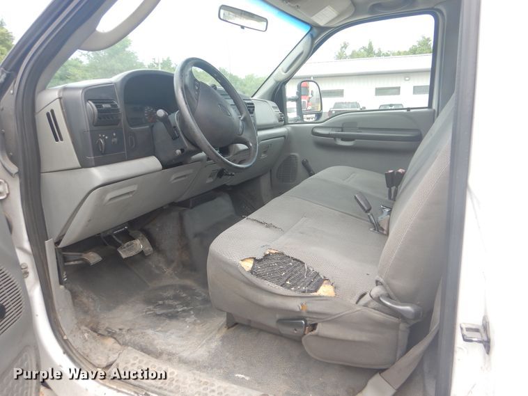 image for item GM9048 2006 Ford F250 Super Duty  pickup truck