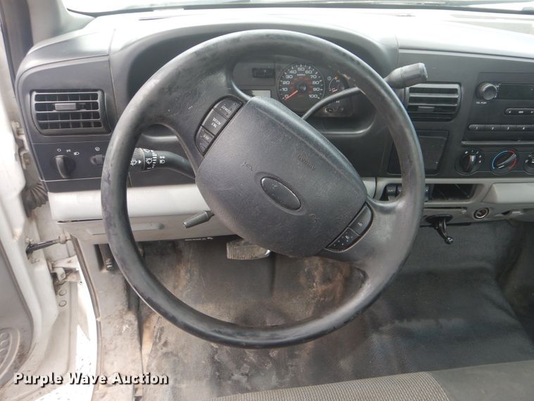 image for item GM9048 2006 Ford F250 Super Duty  pickup truck