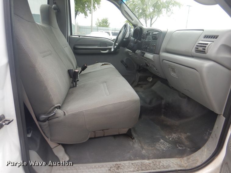 image for item GM9048 2006 Ford F250 Super Duty  pickup truck