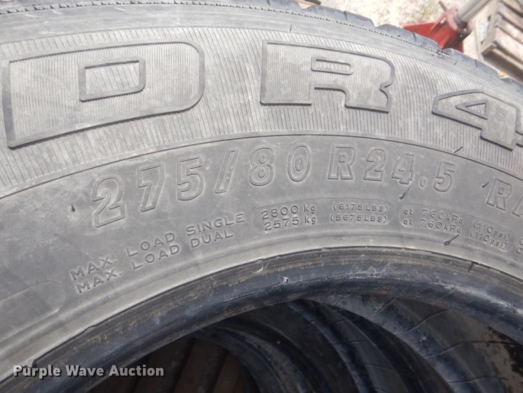image for item GM9052 Tires
