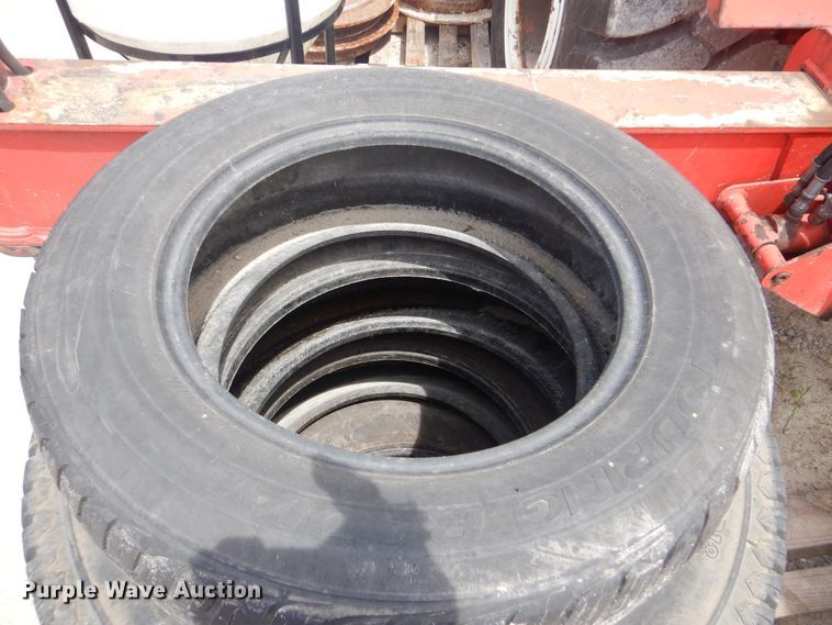 image for item GM9052 Tires