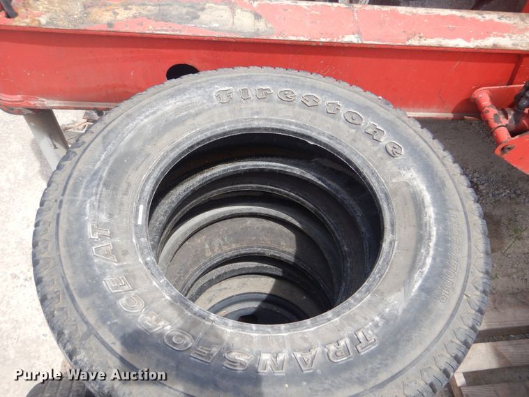 image for item GM9052 Tires