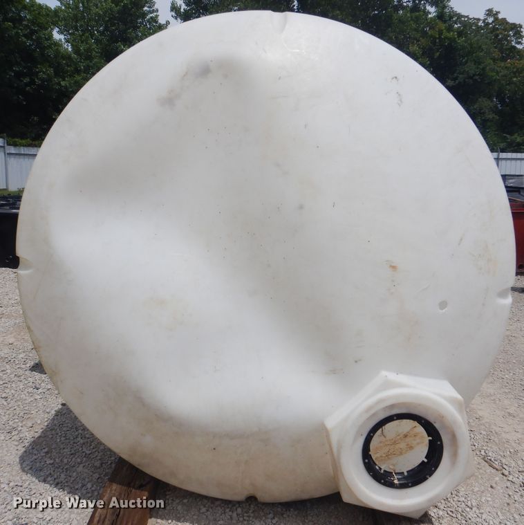 image for item GM9053 (7) water tanks