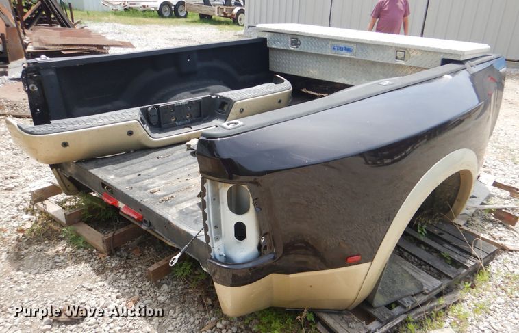 image for item GM9054 Dodge Ram 3500 pickup truck bed