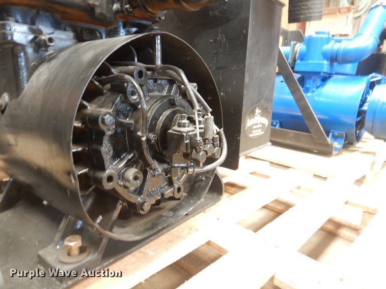 image for item GM9057 Challenger 607 vacuum pump