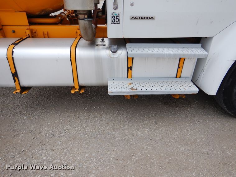 image for item GM9065 2005 Sterling Acterra  propane truck