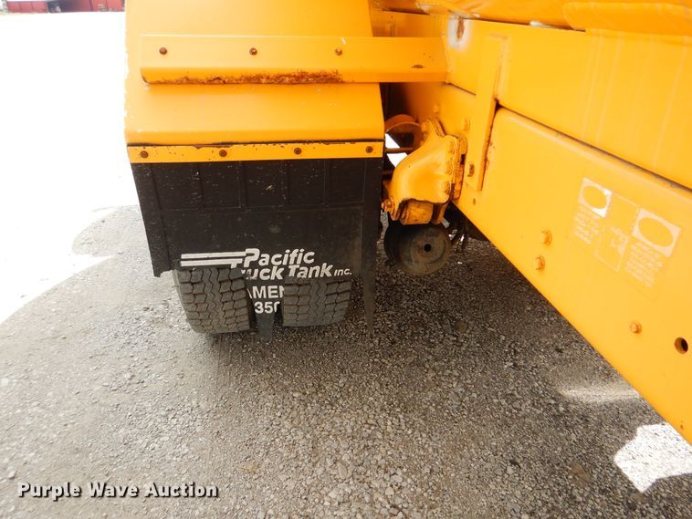 image for item GM9065 2005 Sterling Acterra  propane truck