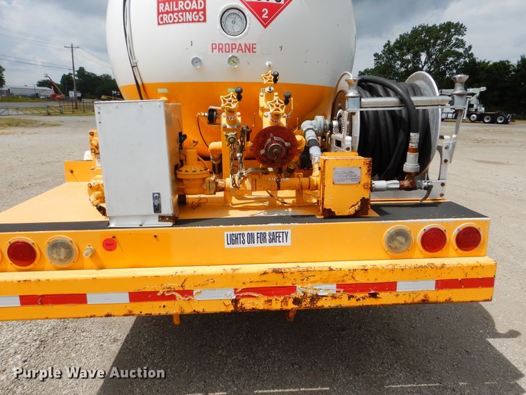 image for item GM9065 2005 Sterling Acterra  propane truck