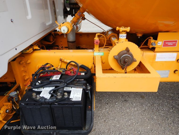 image for item GM9065 2005 Sterling Acterra  propane truck