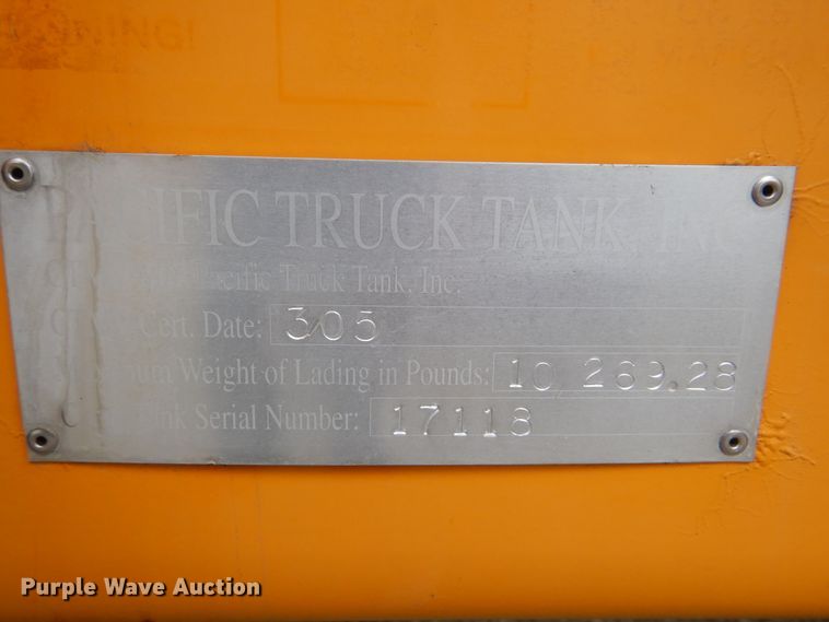 image for item GM9065 2005 Sterling Acterra  propane truck