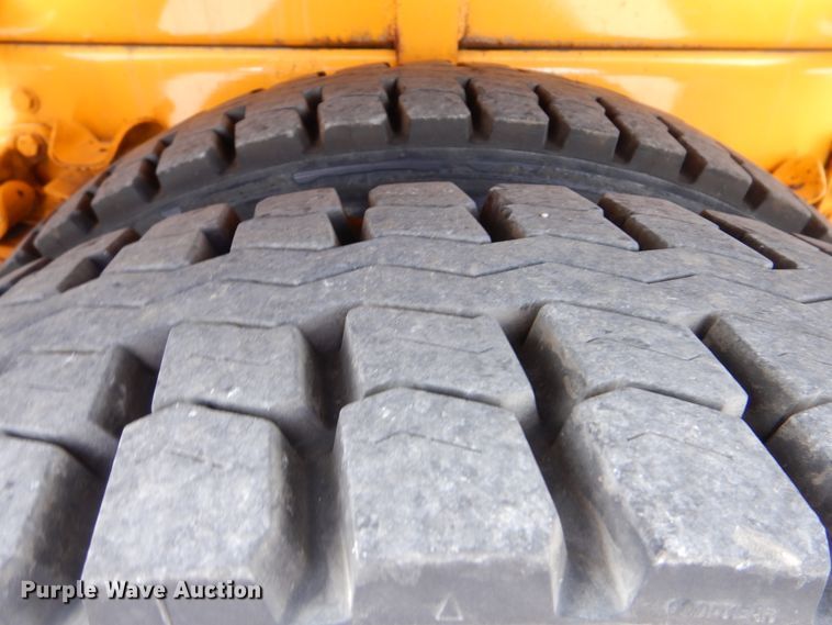 image for item GM9065 2005 Sterling Acterra  propane truck