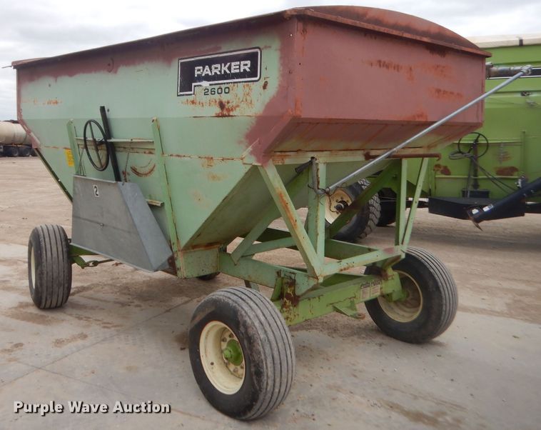 image for item GN9447 Parker 2600 gravity wagon