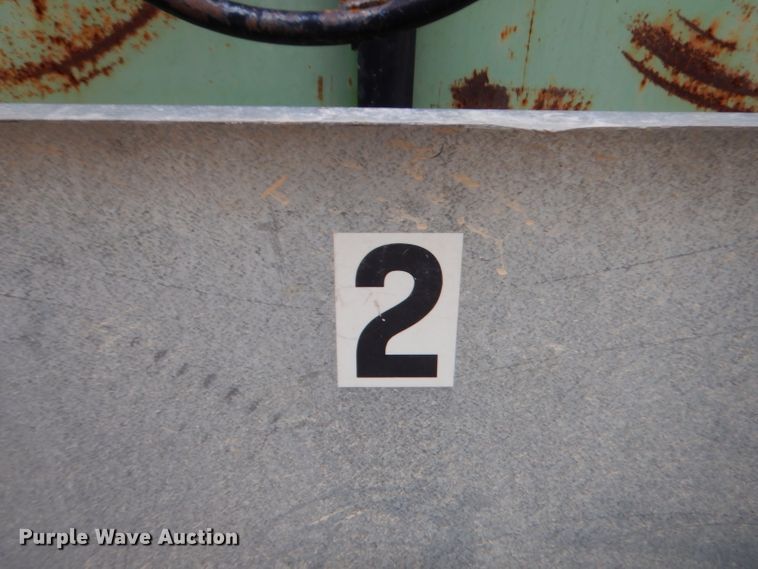 image for item GN9447 Parker 2600 gravity wagon