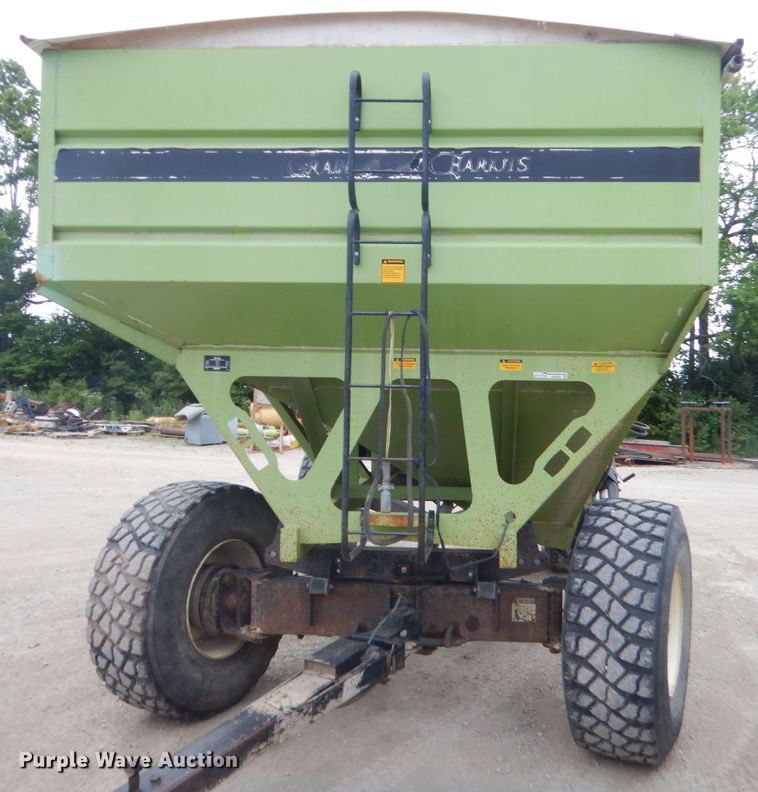 image for item GN9448 Parker 650 grain cart