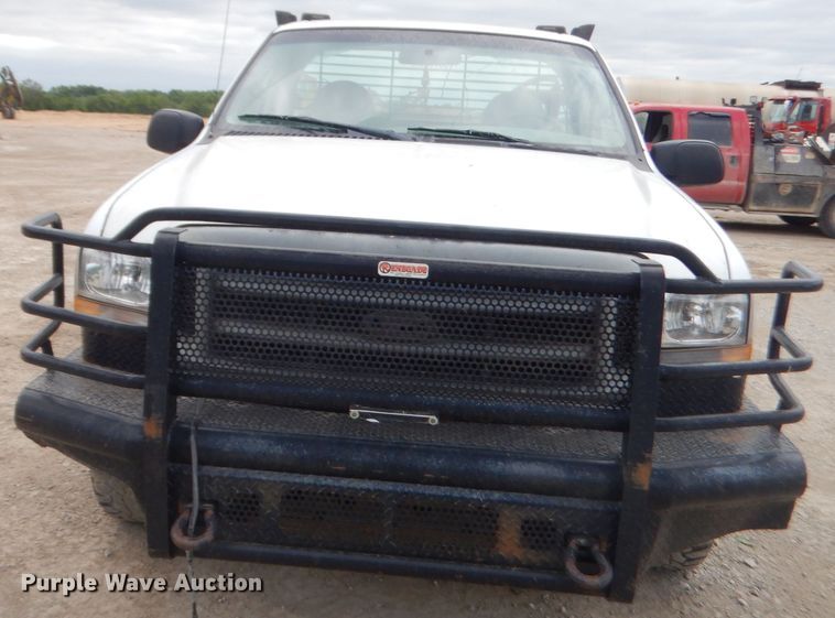 image for item GN9451 2003 Ford F250 Super Duty  pickup truck