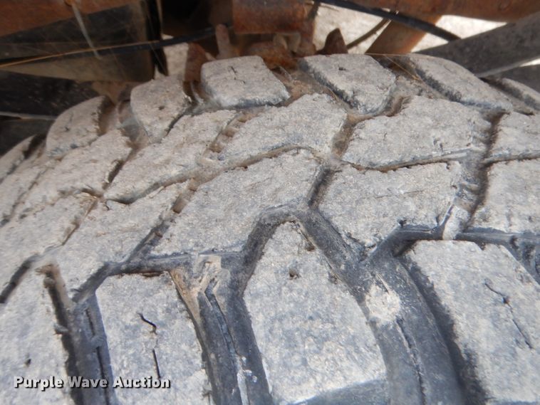 image for item GN9451 2003 Ford F250 Super Duty  pickup truck