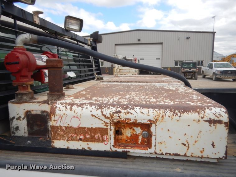 image for item GN9451 2003 Ford F250 Super Duty  pickup truck