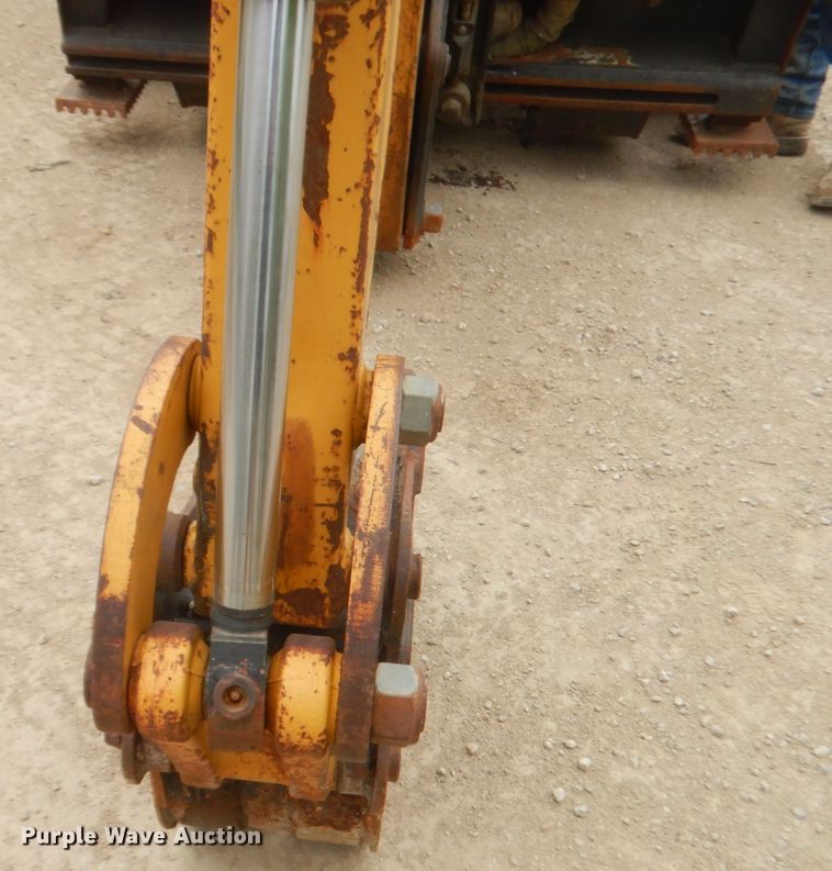 image for item GN9452 2002 Caterpillar BH-30W skid steer backhoe attachment