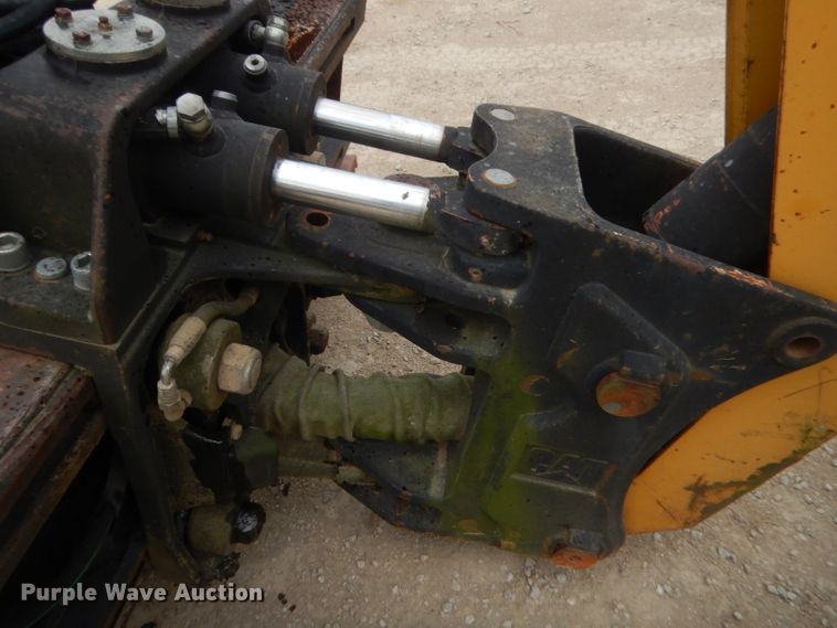image for item GN9452 2002 Caterpillar BH-30W skid steer backhoe attachment