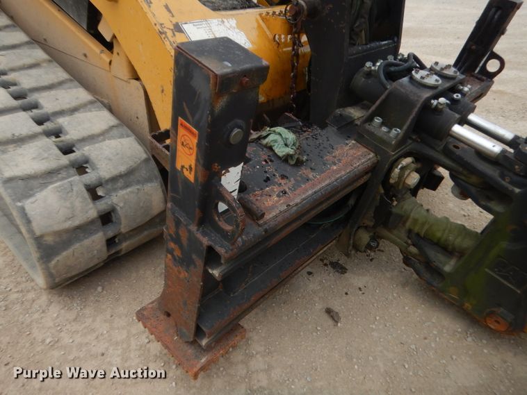 image for item GN9452 2002 Caterpillar BH-30W skid steer backhoe attachment
