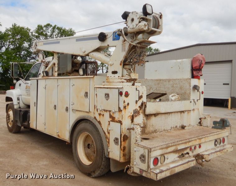 image for item GN9453 1998 Chevrolet C7500  service truck