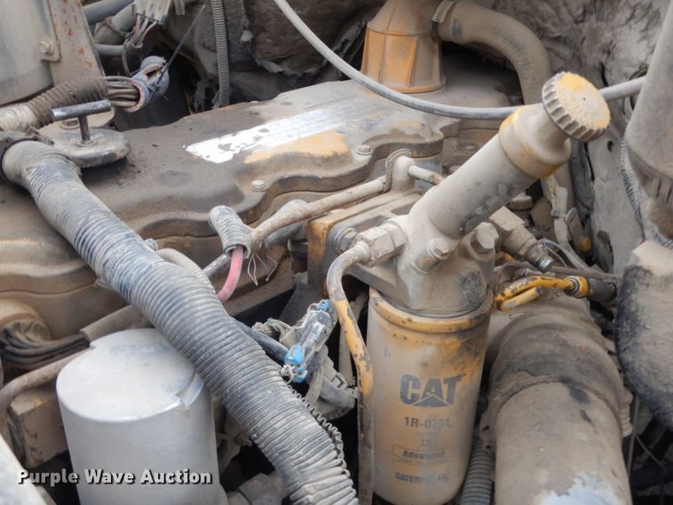 image for item GN9453 1998 Chevrolet C7500  service truck