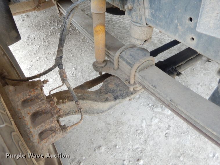 image for item GN9453 1998 Chevrolet C7500  service truck