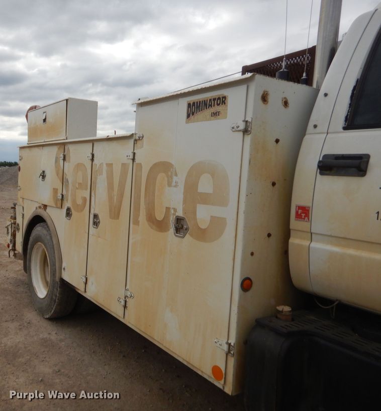 image for item GN9453 1998 Chevrolet C7500  service truck