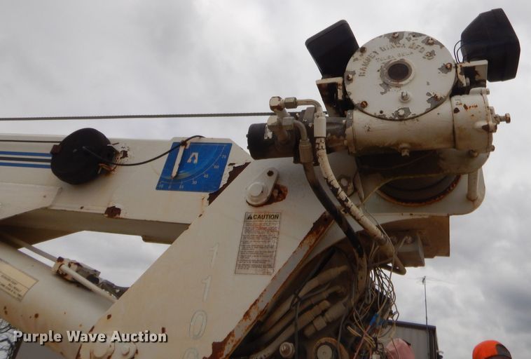 image for item GN9453 1998 Chevrolet C7500  service truck