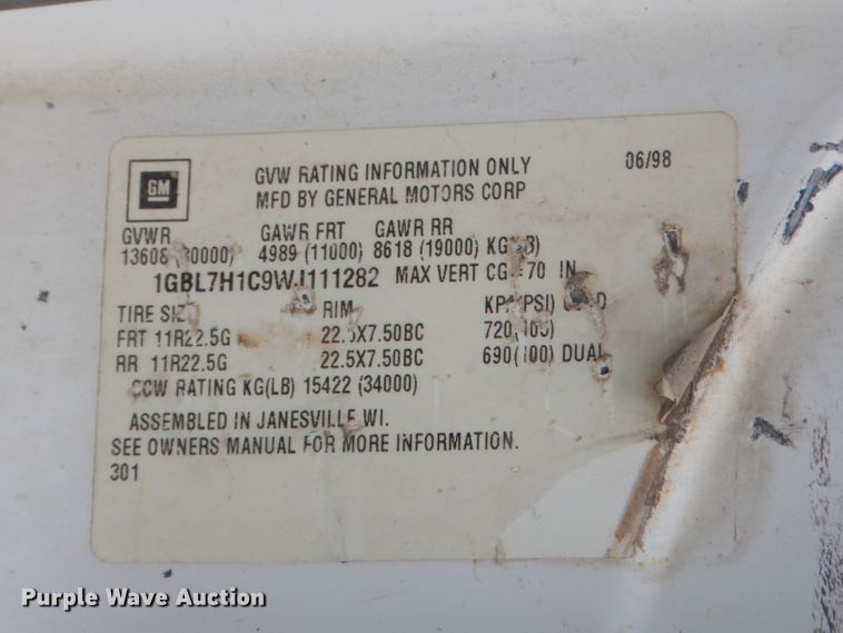 image for item GN9453 1998 Chevrolet C7500  service truck