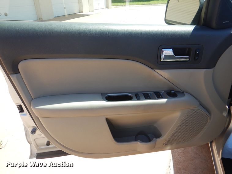 image for item GO9857 2010 Ford Fusion