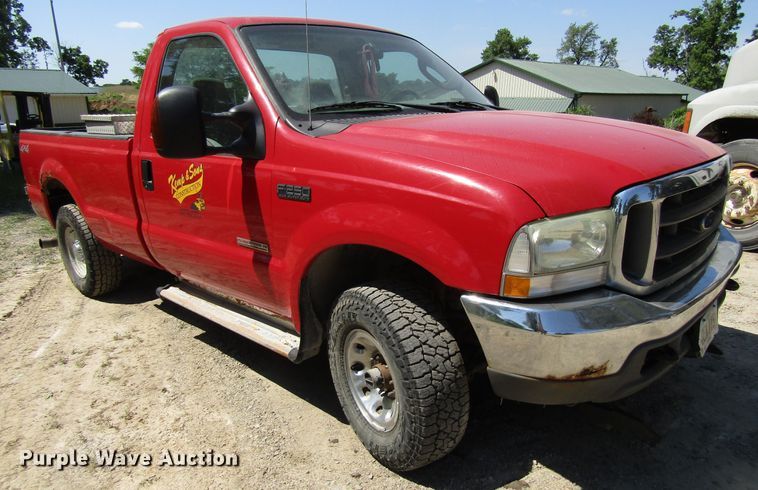 image for item GQ9024 2004 Ford F250 Super Duty  pickup truck