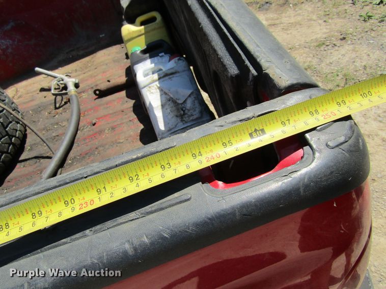 image for item GQ9024 2004 Ford F250 Super Duty  pickup truck