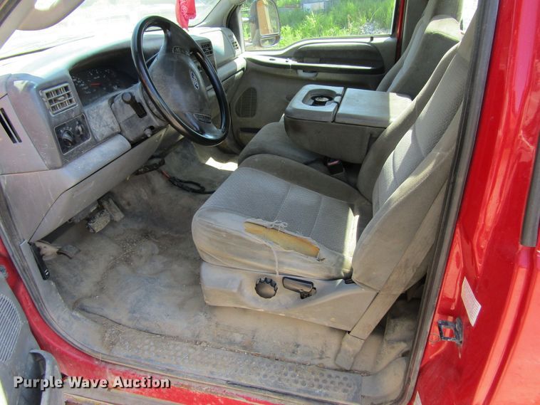 image for item GQ9024 2004 Ford F250 Super Duty  pickup truck