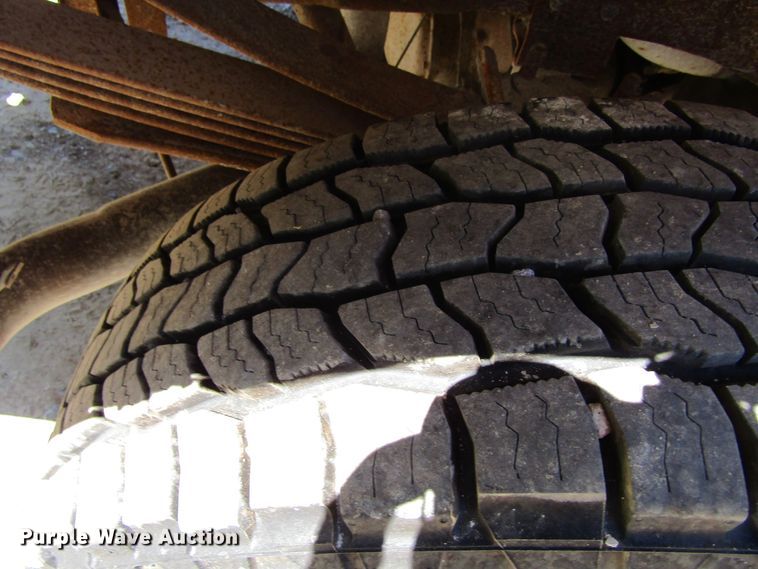 image for item GQ9024 2004 Ford F250 Super Duty  pickup truck