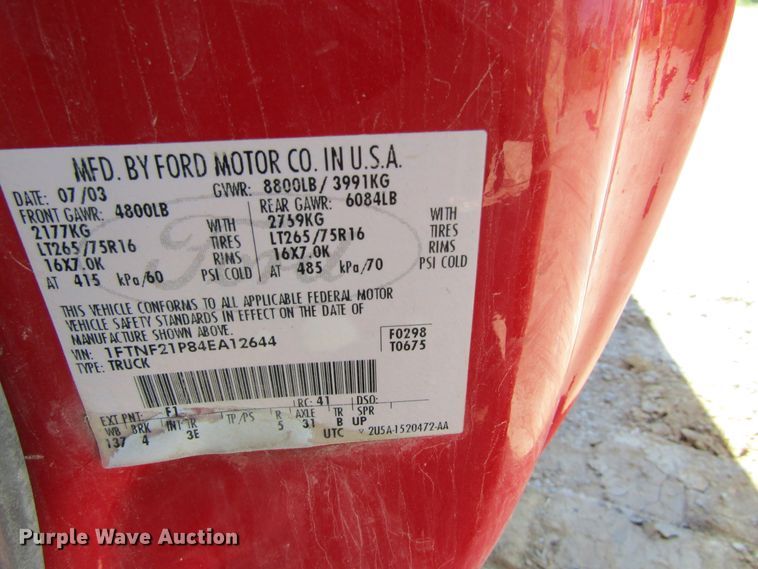 image for item GQ9024 2004 Ford F250 Super Duty  pickup truck