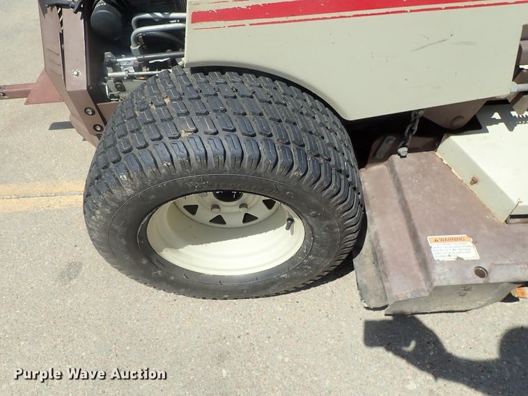 image for item GR9215 Grasshopper 225 ZTR lawn mower