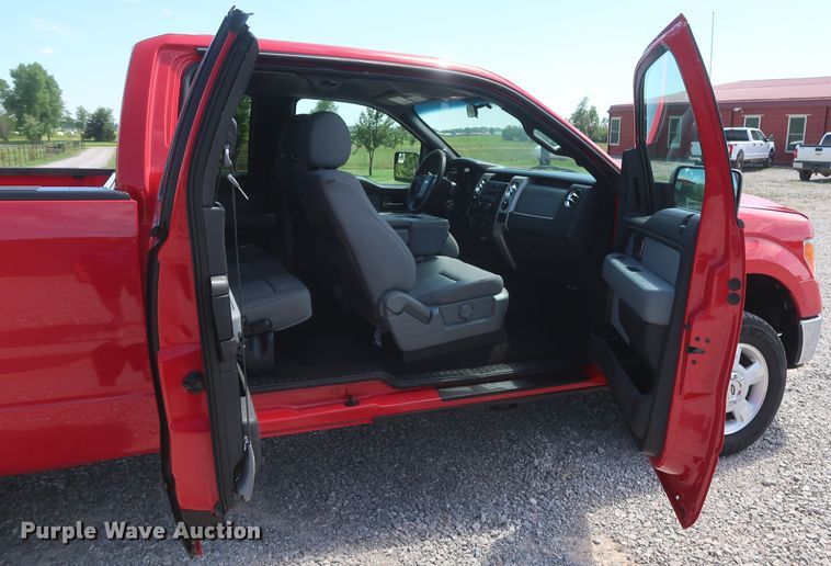 image for item GS9941 2014 Ford F150 XLT  SuperCab pickup truck