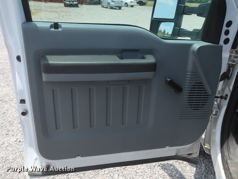 image for item GS9971 2011 Ford F250 Super Duty XL  pickup truck