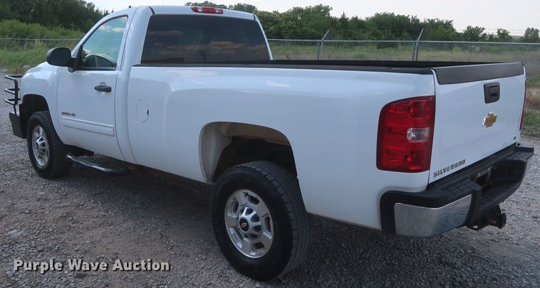 image for item GS9977 2013 Chevrolet Silverado 2500HD LT  pickup truck