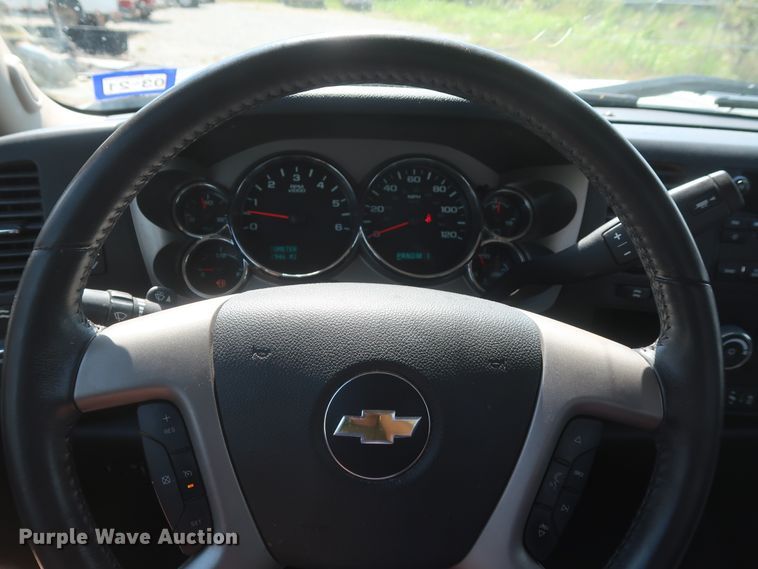 image for item GS9977 2013 Chevrolet Silverado 2500HD LT  pickup truck