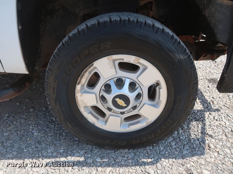 image for item GS9977 2013 Chevrolet Silverado 2500HD LT  pickup truck