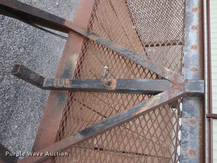 image for item GS9980 1999 L&M utility trailer