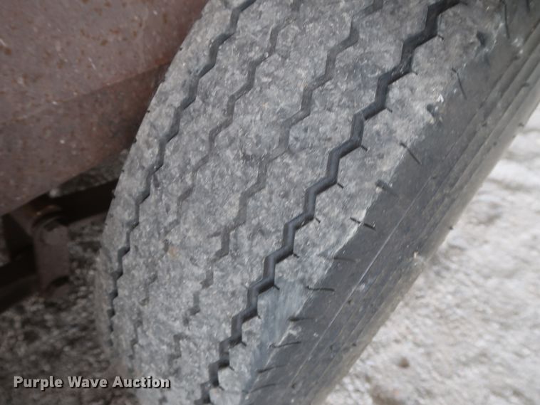 image for item GS9980 1999 L&M utility trailer