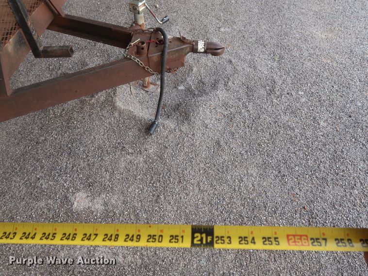 image for item GS9980 1999 L&M utility trailer