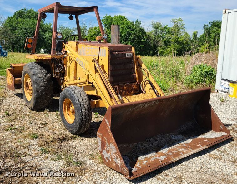 image for item GT9051 1984 Case 480LL  landscape tractor