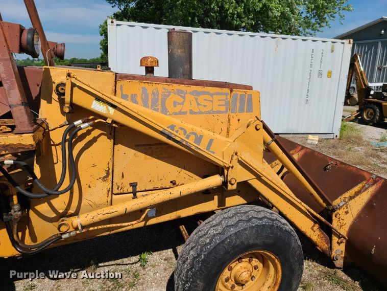 image for item GT9051 1984 Case 480LL  landscape tractor