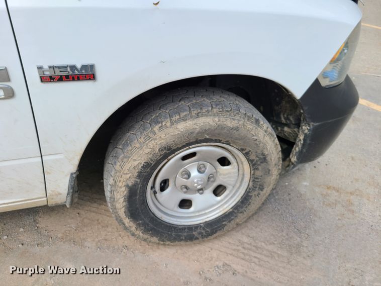 image for item GT9074 2013 Dodge Ram 1500  Quad Cab pickup truck